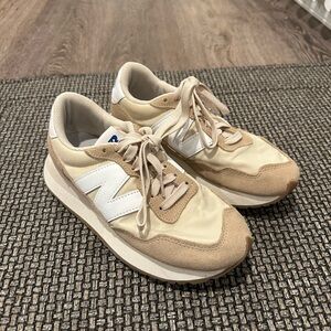 New Balance 237 sneakers